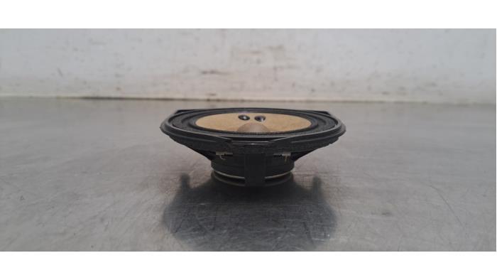 Haut-parleur Mercedes EQA