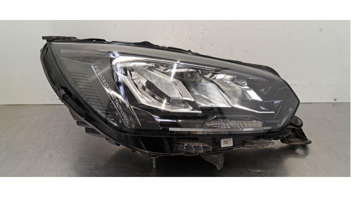Phare droit Peugeot 208