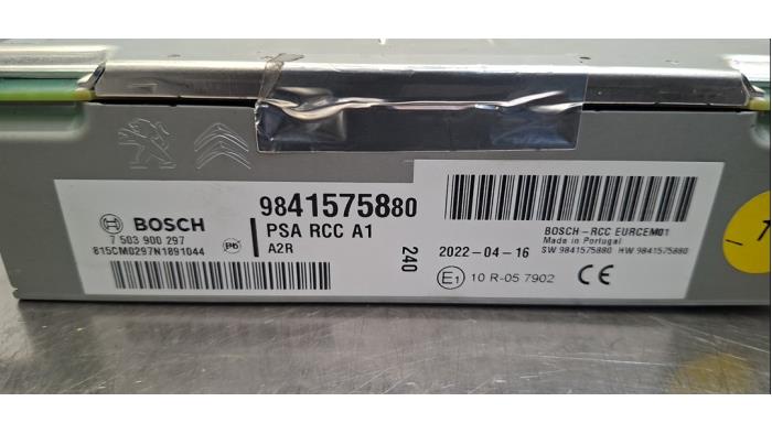 Module radio Peugeot 208