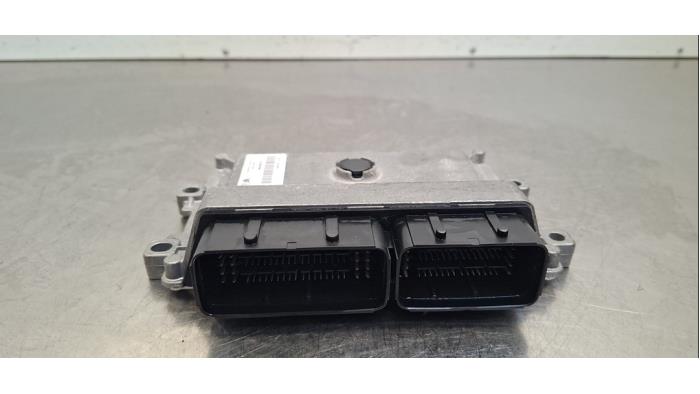 Ordinateur gestion moteur Peugeot 208