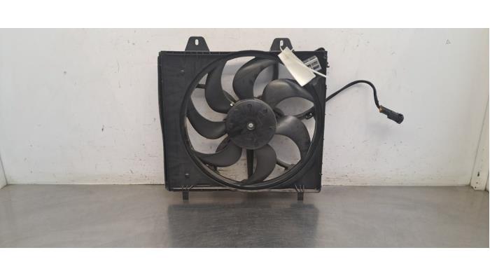 Ventilateur Peugeot 208