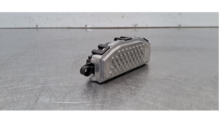 Résistance chauffage Mercedes EQA