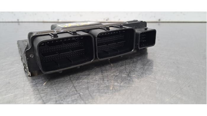 Ordinateur gestion moteur Renault Express