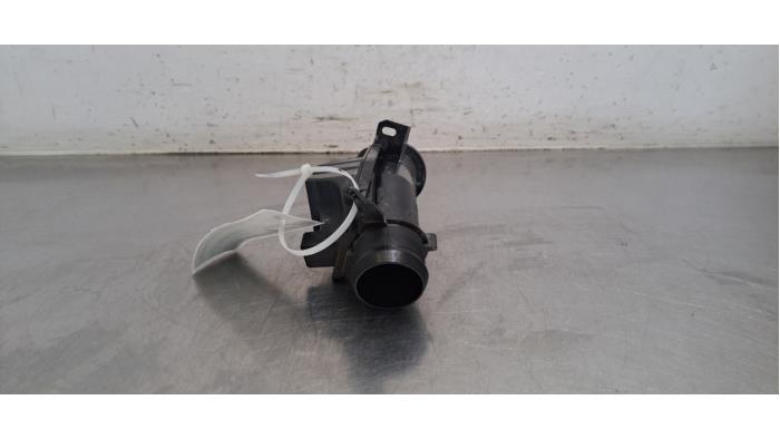 Tube (divers) Toyota Pro-Ace