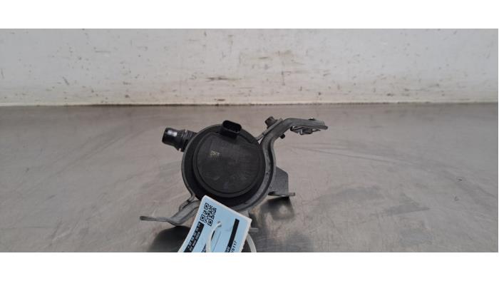 Pompe à eau supplémentaire Mercedes CLA