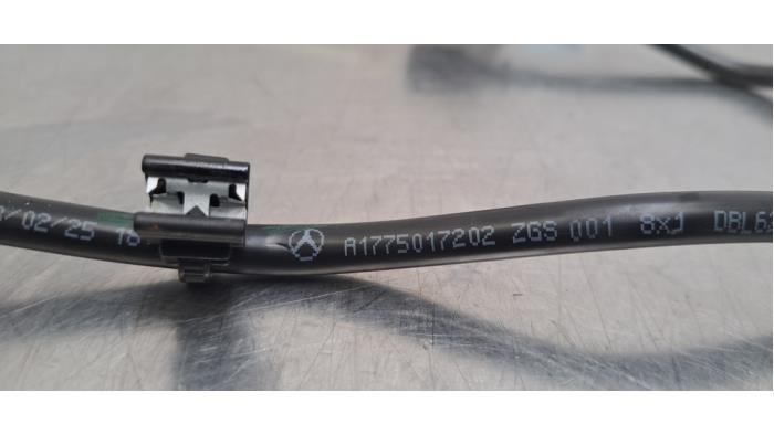Conduit (divers) Mercedes CLA