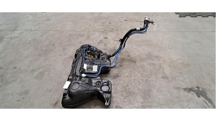 Réservoir de carburant Mercedes GLC-Klasse