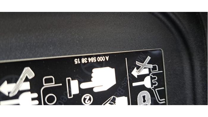 Clapet réservoir Mercedes EQE