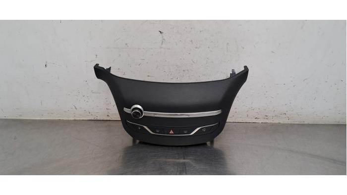 Console centrale Peugeot 308