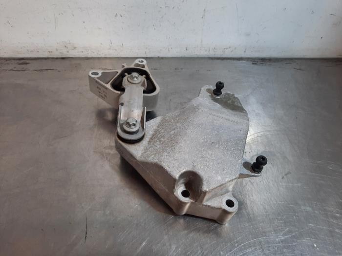 Support boîte de vitesse Mercedes GLA