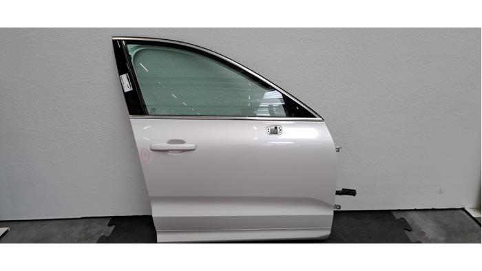 Portière 4portes avant droite Volvo XC60