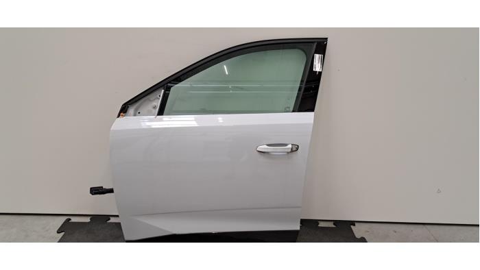 Portière 4portes avant gauche Peugeot 3008