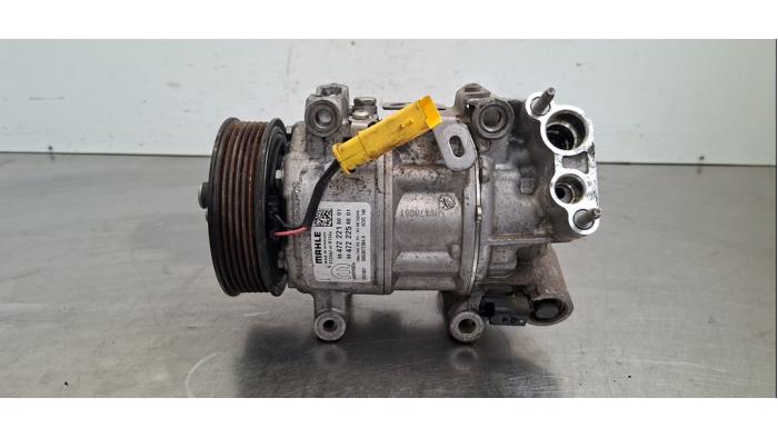 Pompe clim Peugeot 308