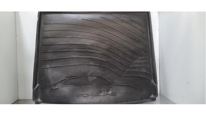 Coffre tapis Porsche Cayenne