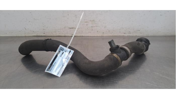 Tuyau radiateur Porsche Cayenne