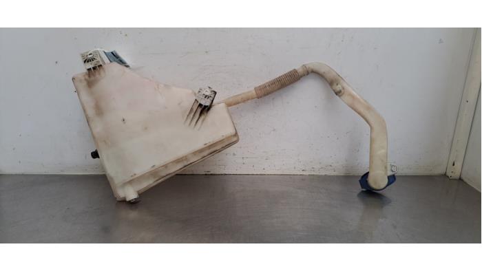 Réservoir lave-glace avant Porsche Cayenne