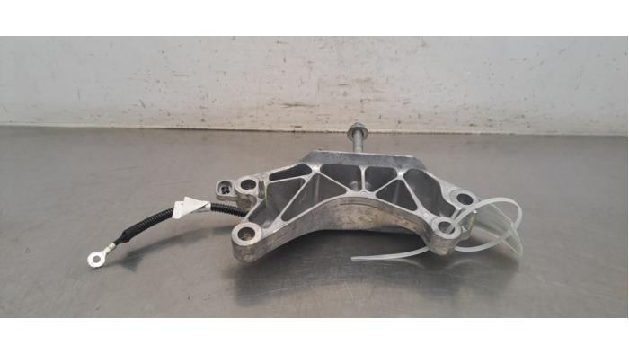 Support moteur Peugeot 3008