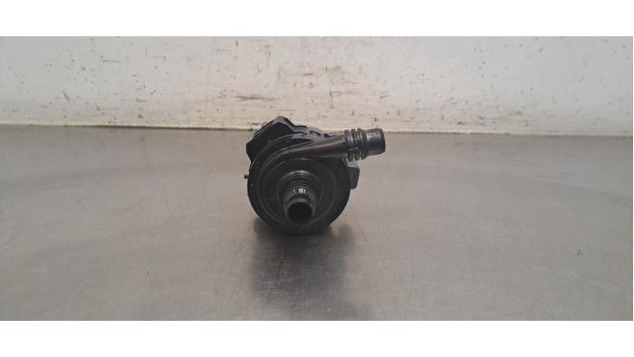 Pompe à eau supplémentaire Peugeot 3008