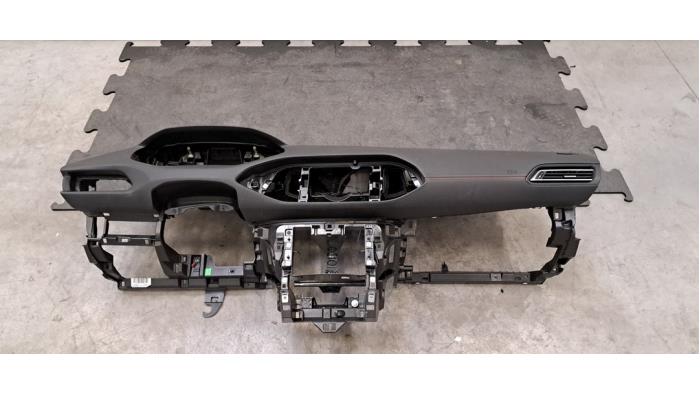 Tableau de bord Peugeot 308
