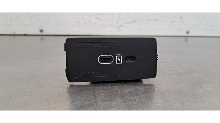 Connexion USB Volvo XC60