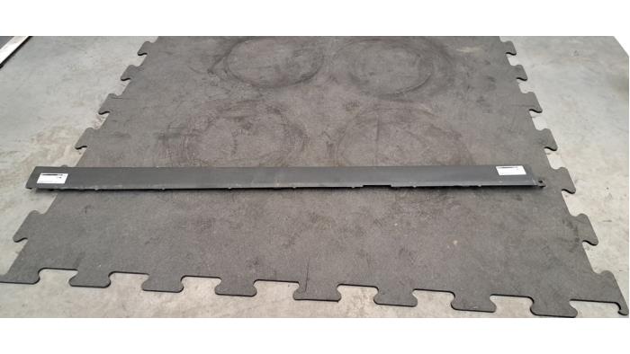 Marche-pied (list de couverture) gauche Volvo XC60