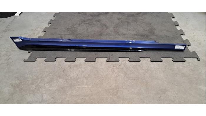 Marche-pied (list de couverture) droite BMW 3-Série