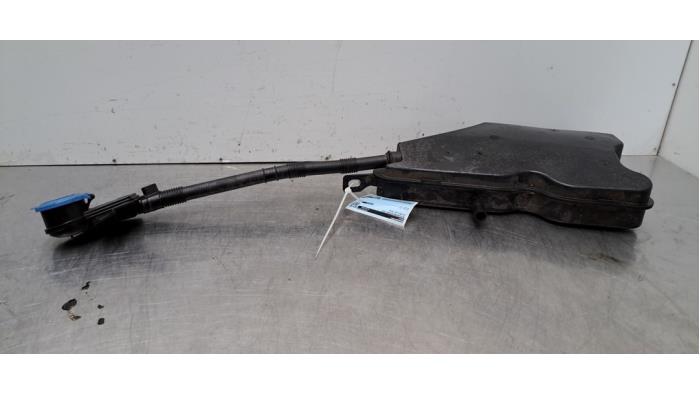 Réservoir lave-glace avant Volkswagen Polo