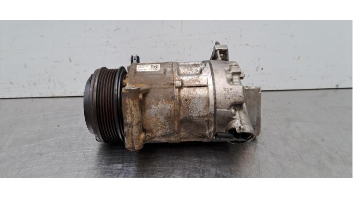 Pompe clim Ford Ranger