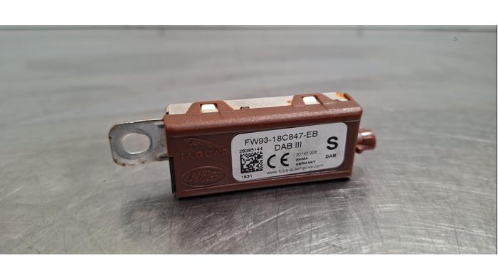 Antenne amplificateur Landrover Range Rover