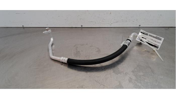 Tuyau clim Alfa Romeo Junior Elettrica