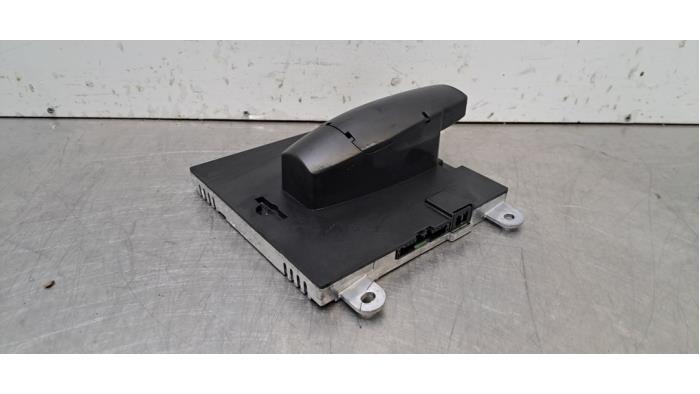 Antenne Hongqi E-HS9