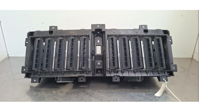 Guidage d'air Hongqi E-HS9