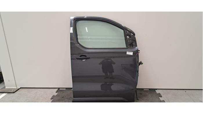Portière 4portes avant droite Toyota Pro-Ace