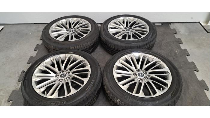 Kit jantes + pneumatiques Lexus RX 450H