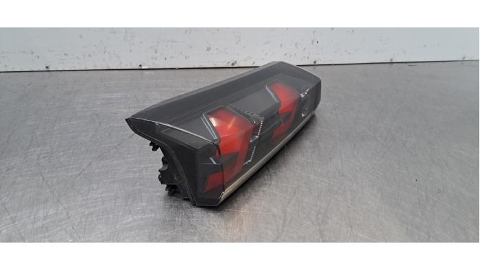 Feu arrière gauche Peugeot 2008