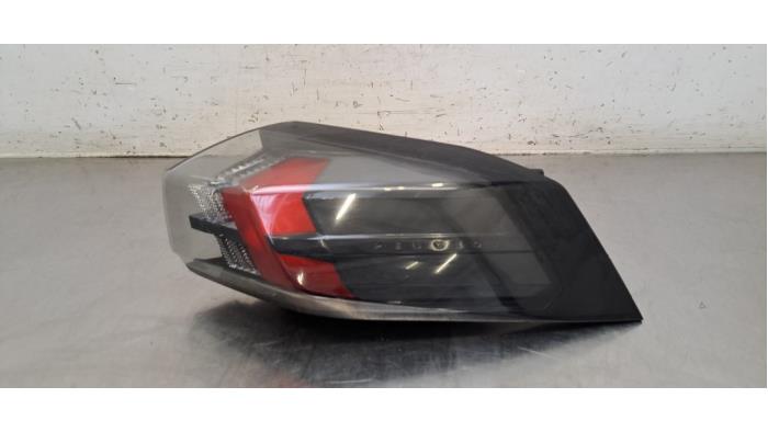 Feu arrière droit Peugeot 2008