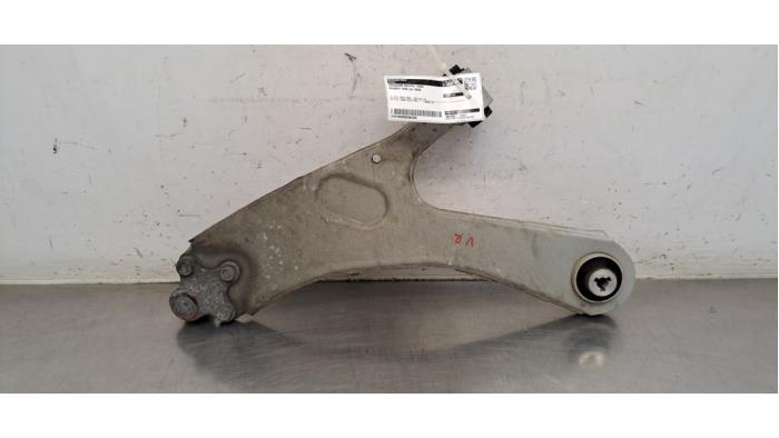 Bras de suspension avant droit Peugeot 2008