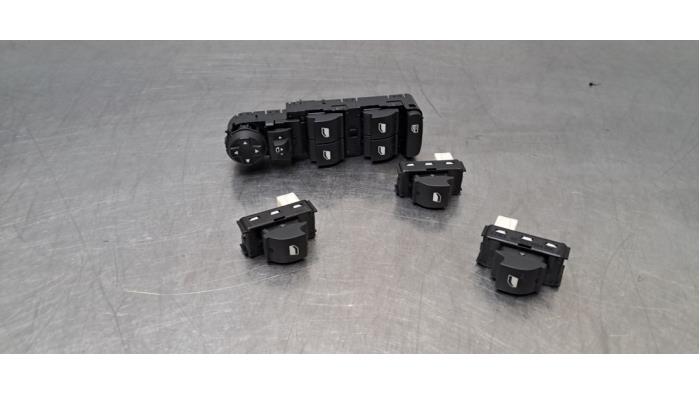 Commutateur combi vitres Peugeot 2008