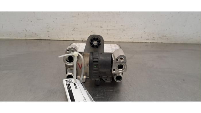 Condensateur clim BMW i5