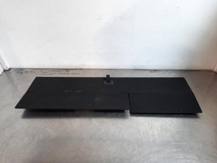 Coffre tapis Toyota Corolla