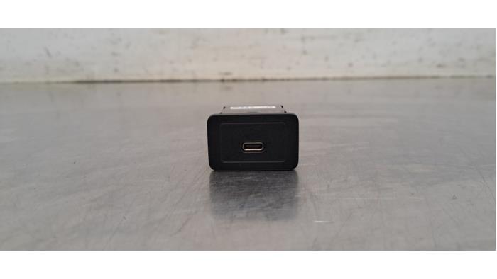 Connexion USB Mercedes A-Klasse