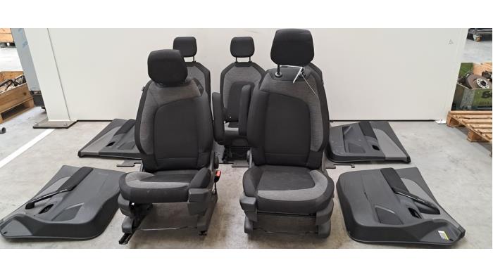 Kit revêtement (complet) Citroen C4 Picasso