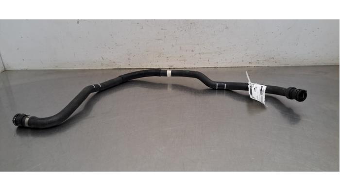 Tuyau radiateur BMW i5