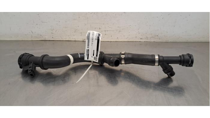 Tuyau radiateur BMW i5
