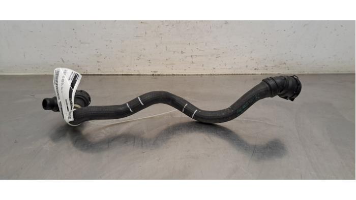 Tuyau radiateur BMW i5