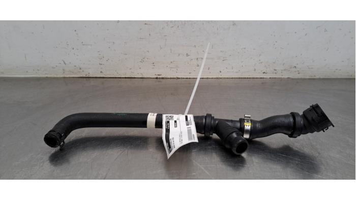 Tuyau radiateur BMW i5