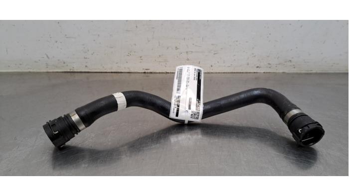 Tuyau radiateur BMW i5
