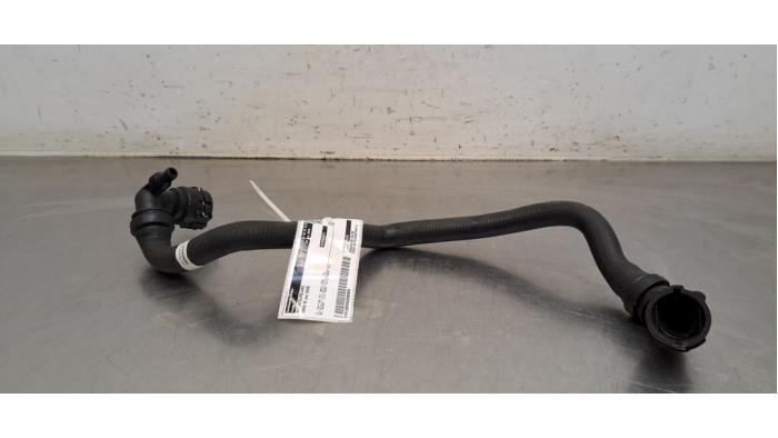 Tuyau radiateur BMW i5