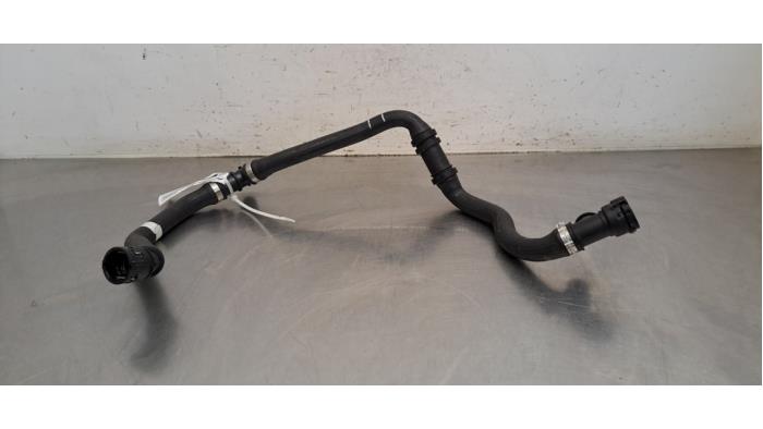 Tuyau radiateur BMW i5