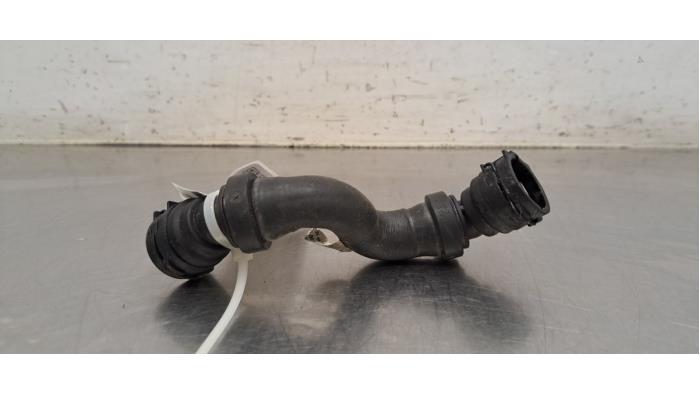 Tuyau radiateur BMW i5